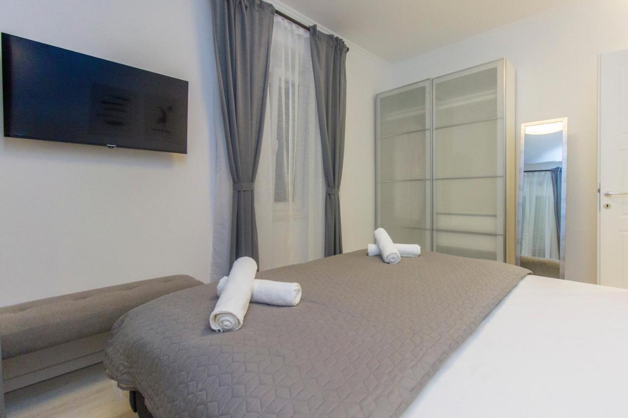 Apartment Ena ,City Center Šibenik Exterior foto